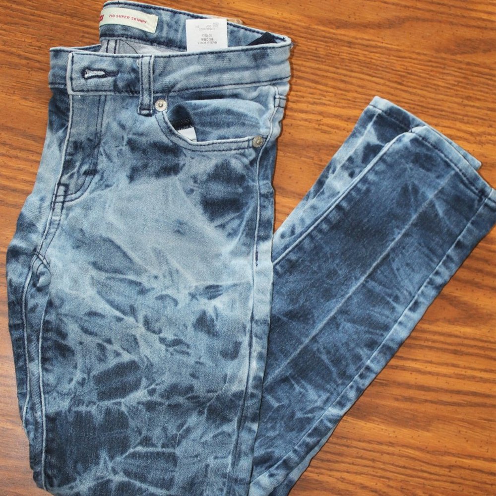 LEVI'S 710 Super Skinny